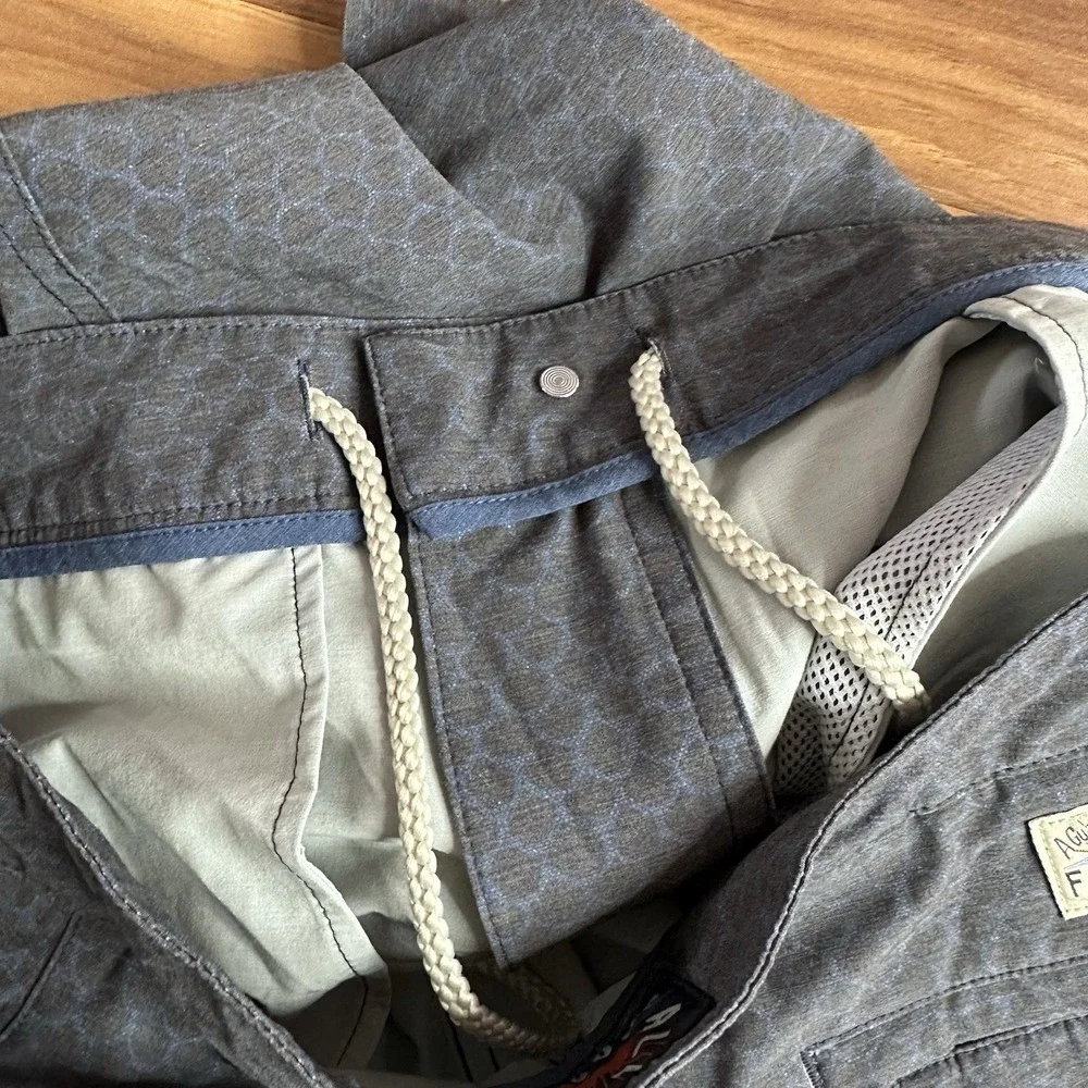 Faherty Shorts Mens 32 Gray All Day Shorts Hybrid Stretch Quick Dry Surf Casual